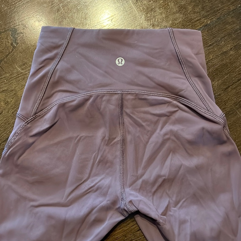 Lululemon cropped leggings